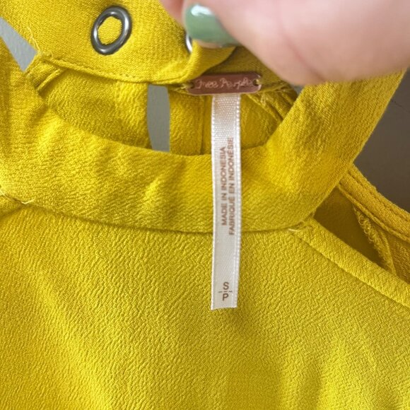 Free‎ People Drift Away Yellow Cold Shoulder Mini Dress Size S - Picture 5 of 6